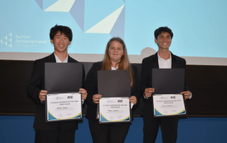 Unmixed student team members